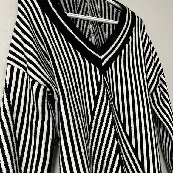 Fun Sweater - Picture 2 of 3